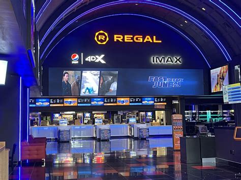 cines bon aire|Regal Fox & IMAX